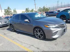 4T1B11HK5JU540340 2018 TOYOTA CAMRY