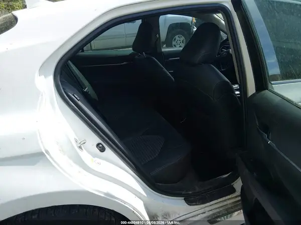 4T1B11HK5JU542606 2018 TOYOTA CAMRY - Image 8
