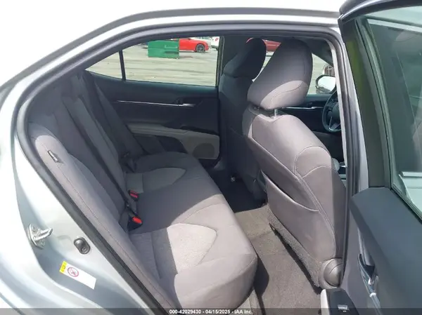 4T1B11HK5JU542816 2018 TOYOTA CAMRY - Image 8