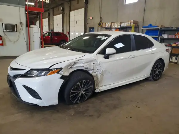 4T1B11HK5JU543075 2018 TOYOTA CAMRY - Image 1