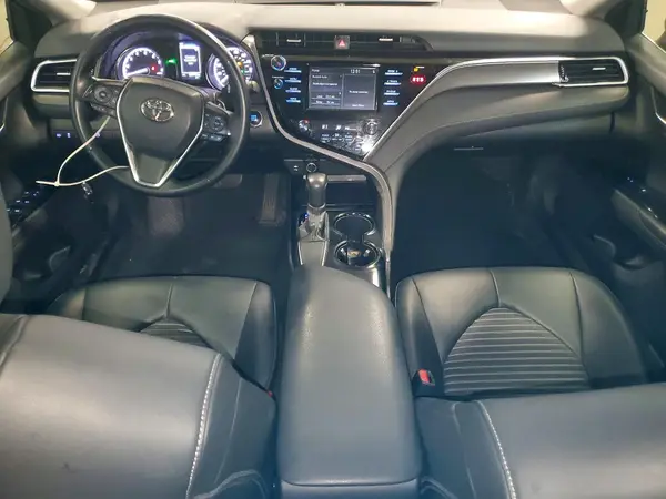 4T1B11HK5JU543075 2018 TOYOTA CAMRY - Image 8