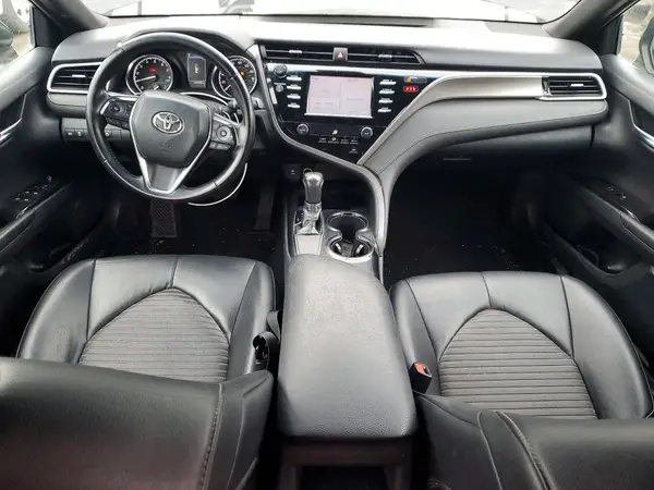 4T1B11HK5JU546221 2018 TOYOTA CAMRY - Image 8