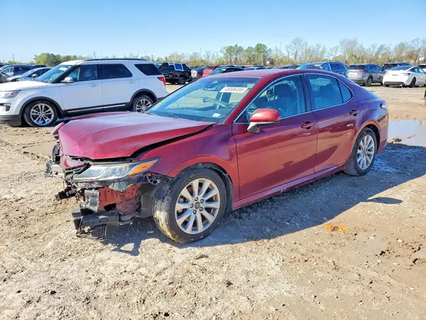 4T1B11HK5JU546526 2018 TOYOTA CAMRY - Image 1