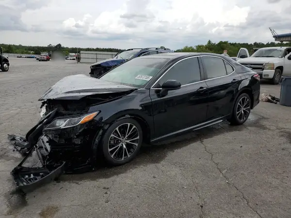 4T1B11HK5JU550771 2018 TOYOTA CAMRY - Image 1