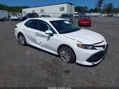 4T1B11HK5JU551693 2018 TOYOTA CAMRY