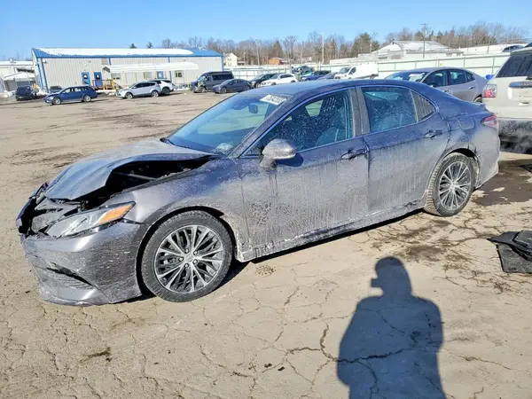 4T1B11HK5JU555324 2018 TOYOTA CAMRY - Image 1