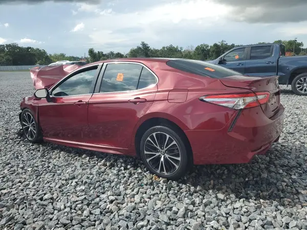 4T1B11HK5JU557736 2018 TOYOTA CAMRY - Image 2