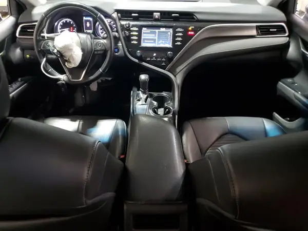 4T1B11HK5JU560958 2018 TOYOTA CAMRY - Image 8