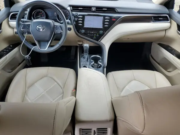 4T1B11HK5JU565108 2018 TOYOTA CAMRY - Image 8