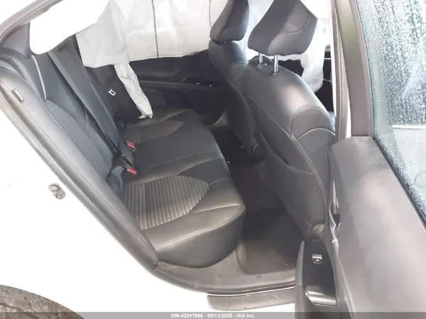 4T1B11HK5JU566002 2018 TOYOTA CAMRY - Image 8
