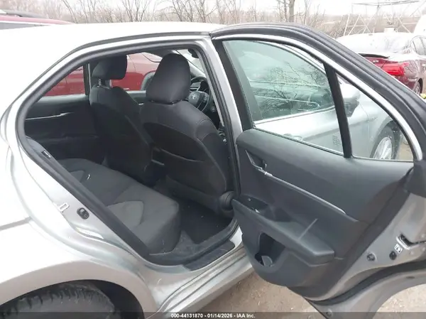4T1B11HK5JU566291 2018 TOYOTA CAMRY - Image 8