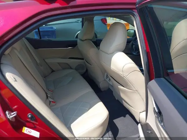 4T1B11HK5JU566520 2018 TOYOTA CAMRY - Image 8