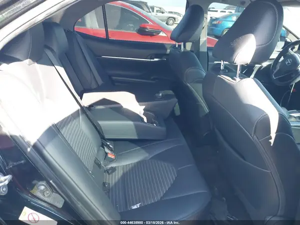 4T1B11HK5JU569398 2018 TOYOTA CAMRY - Image 8