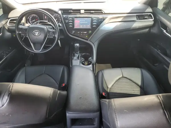 4T1B11HK5JU571085 2018 TOYOTA CAMRY - Image 8