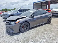 4T1B11HK5JU576643 2018 TOYOTA CAMRY