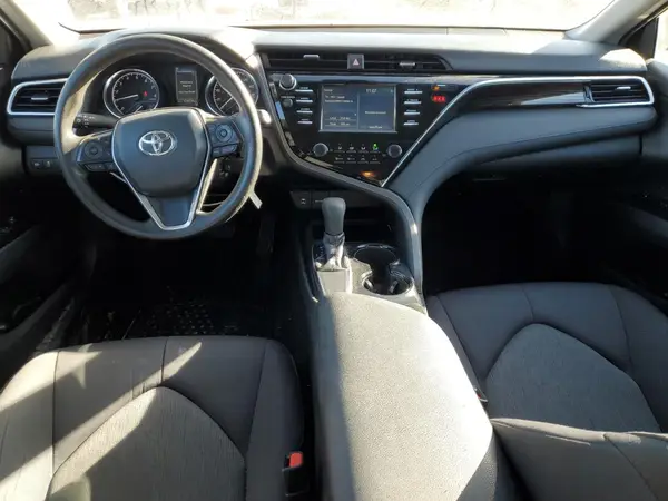 4T1B11HK5JU581406 2018 TOYOTA CAMRY - Image 8