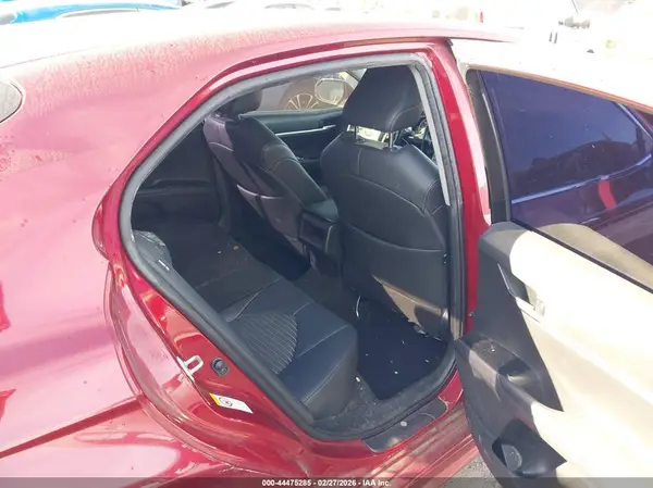 4T1B11HK5JU583673 2018 TOYOTA CAMRY - Image 8
