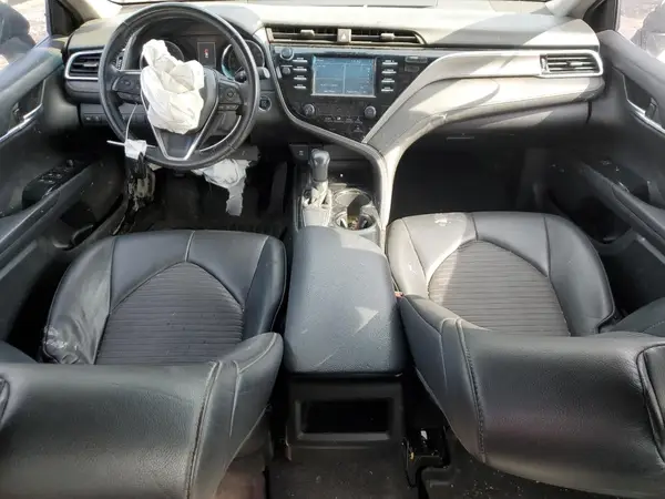 4T1B11HK5JU585603 2018 TOYOTA CAMRY - Image 8