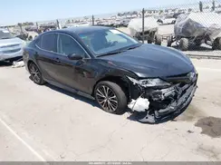 4T1B11HK5JU586234 2018 TOYOTA CAMRY