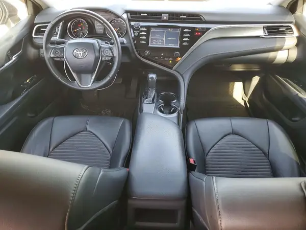 4T1B11HK5JU589229 2018 TOYOTA CAMRY - Image 8