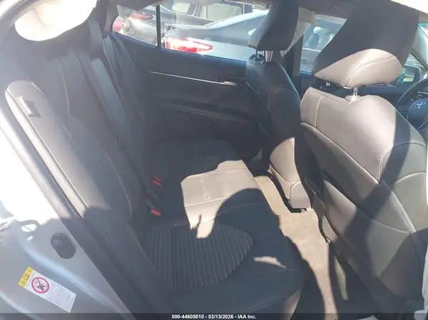 4T1B11HK5JU591837 2018 TOYOTA CAMRY - Image 8