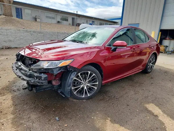 4T1B11HK5JU592096 2018 TOYOTA CAMRY - Image 1