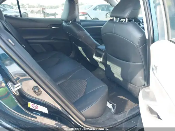 4T1B11HK5JU592499 2018 TOYOTA CAMRY - Image 8