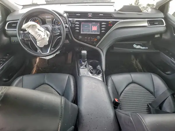 4T1B11HK5JU597928 2018 TOYOTA CAMRY - Image 8