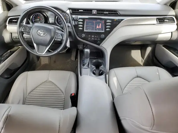 4T1B11HK5JU600780 2018 TOYOTA CAMRY - Image 8