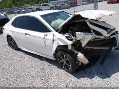 4T1B11HK5JU605722 2018 TOYOTA CAMRY