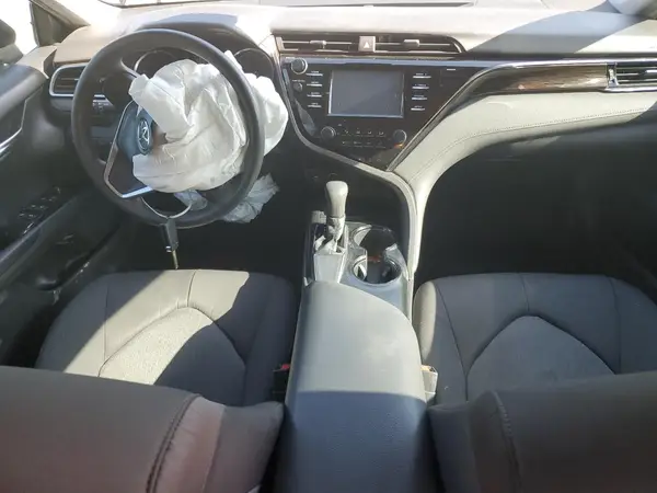 4T1B11HK5JU609494 2018 TOYOTA CAMRY - Image 8
