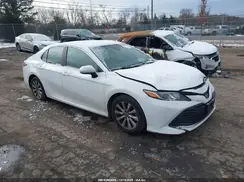 4T1B11HK5JU610340 2018 TOYOTA CAMRY
