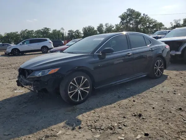 4T1B11HK5JU613139 2018 TOYOTA CAMRY - Image 1