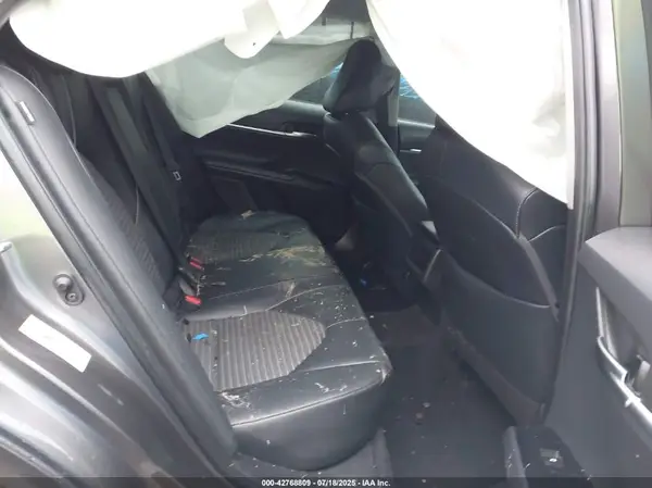 4T1B11HK5JU614081 2018 TOYOTA CAMRY - Image 8