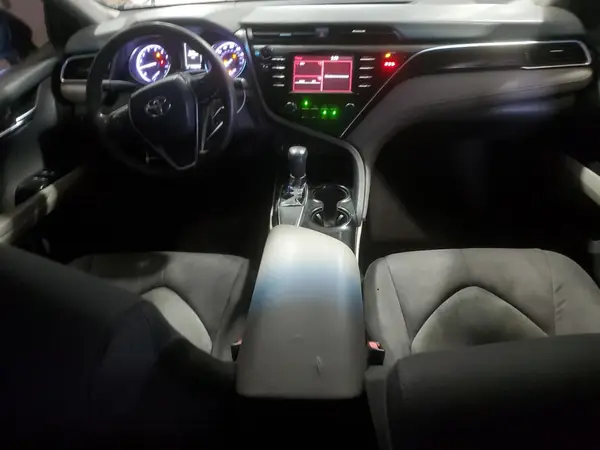 4T1B11HK5JU614162 2018 TOYOTA CAMRY - Image 8