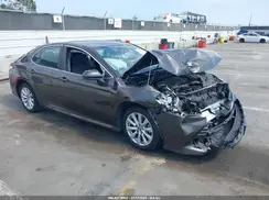 4T1B11HK5JU618213 2018 TOYOTA CAMRY