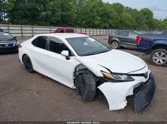 4T1B11HK5JU621628 2018 TOYOTA CAMRY