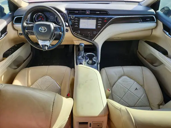 4T1B11HK5JU622620 2018 TOYOTA CAMRY - Image 8