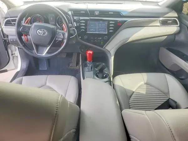 4T1B11HK5JU625758 2018 TOYOTA CAMRY - Image 8
