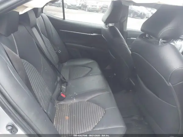 4T1B11HK5JU626666 2018 TOYOTA CAMRY - Image 8