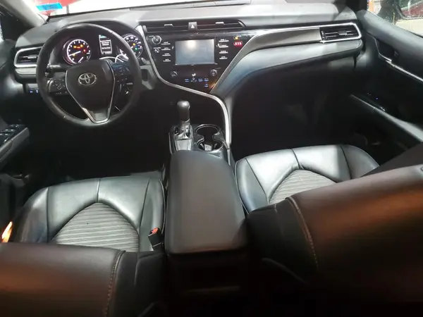4T1B11HK5JU626800 2018 TOYOTA CAMRY - Image 8