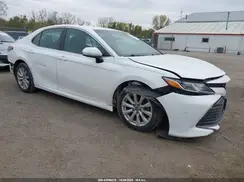 4T1B11HK5JU628241 2018 TOYOTA CAMRY