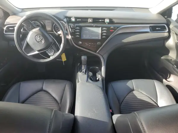 4T1B11HK5JU632354 2018 TOYOTA CAMRY - Image 8