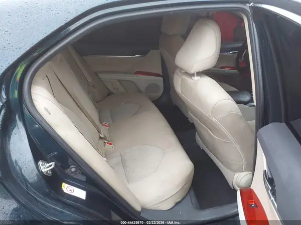 4T1B11HK5JU635111 2018 TOYOTA CAMRY - Image 8