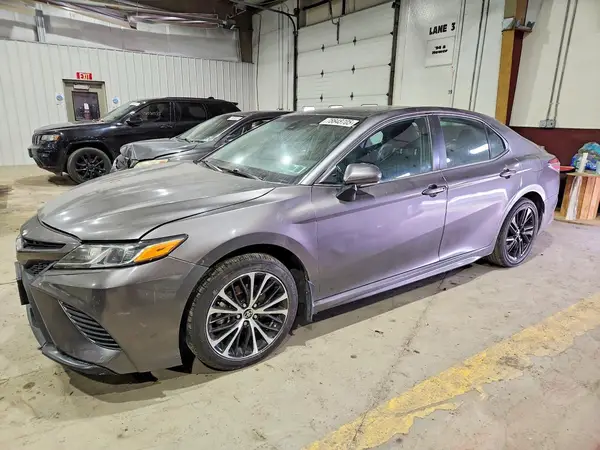 4T1B11HK5JU635271 2018 TOYOTA CAMRY - Image 1