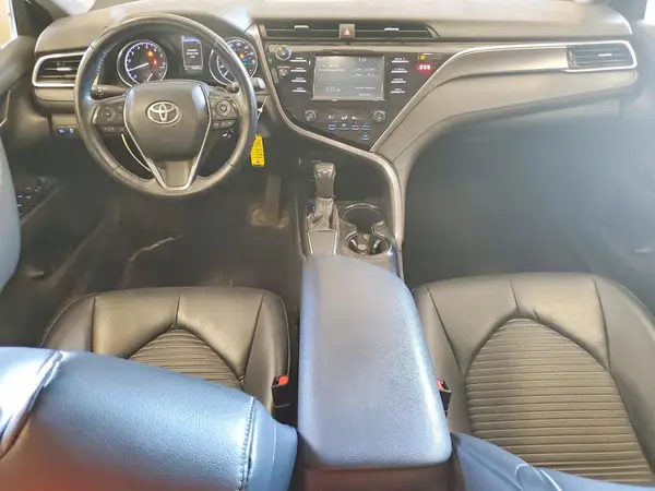 4T1B11HK5JU636713 2018 TOYOTA CAMRY - Image 8