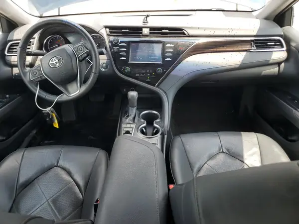 4T1B11HK5JU640535 2018 TOYOTA CAMRY - Image 8