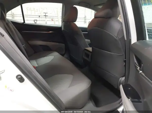 4T1B11HK5JU641720 2018 TOYOTA CAMRY - Image 8