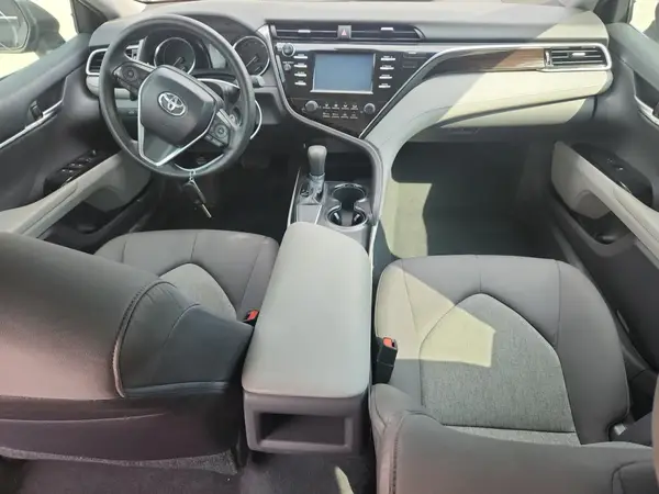 4T1B11HK5JU647050 2018 TOYOTA CAMRY - Image 8