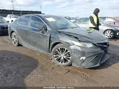 4T1B11HK5JU649736 2018 TOYOTA CAMRY